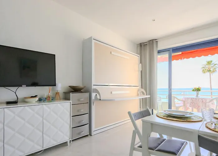 Sea View In Les Pins شقة *