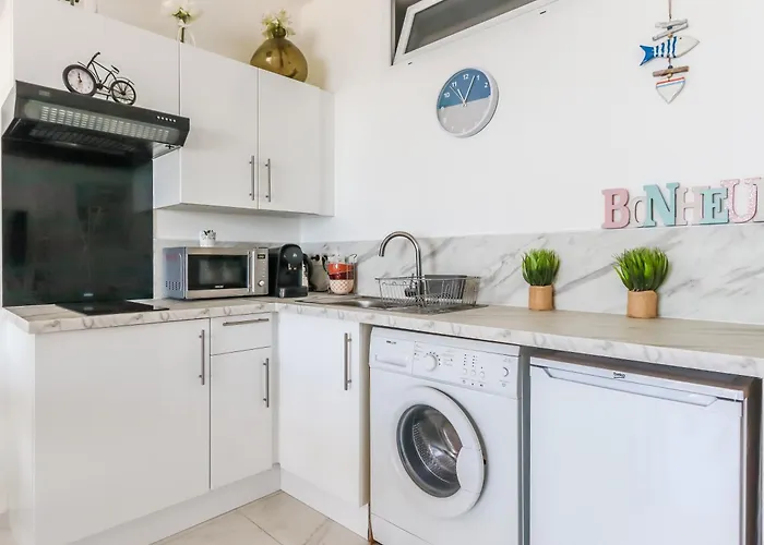 Sea View In Les Pins Juan-les-Pins