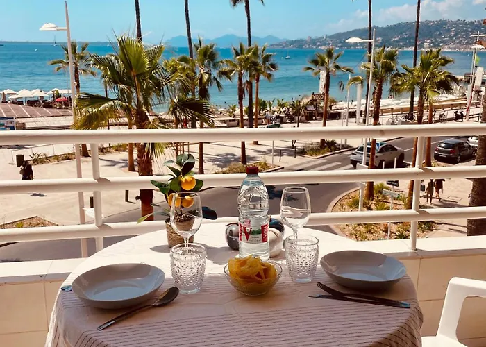 Sea View In Les Pins شقة *